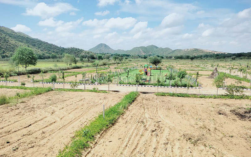 ₹28.80 Lac&nbsp;|&nbsp;400 sq.yards residential plot for sale  in kumbhaws, shahpura, aravalli hills