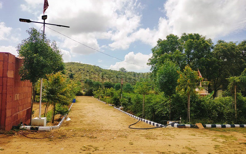 ₹28.80 Lac&nbsp;|&nbsp;400 sq.yards residential plot for sale  in kumbhaws, shahpura, aravalli hills