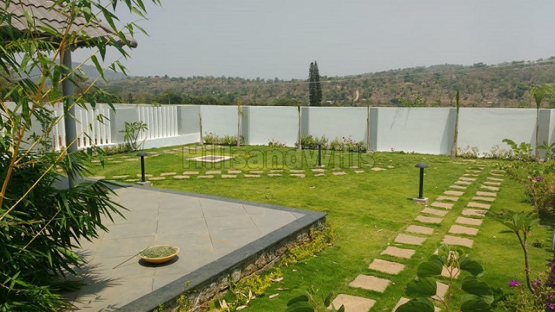 ₹15 Cr&nbsp;|&nbsp;32000 sq. ft resort for sale  in yelagiri along with 1.74 acres land