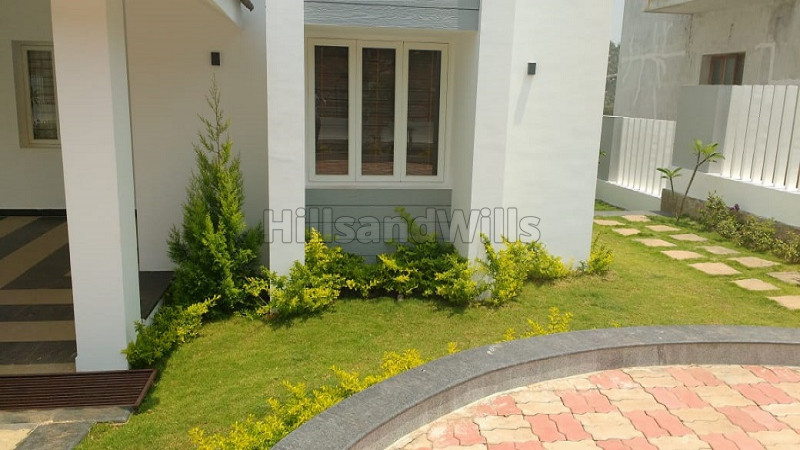 ₹15 Cr&nbsp;|&nbsp;32000 sq. ft resort for sale  in yelagiri along with 1.74 acres land