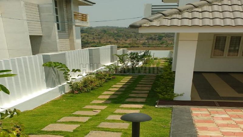 ₹15 Cr&nbsp;|&nbsp;32000 sq. ft resort for sale  in yelagiri along with 1.74 acres land