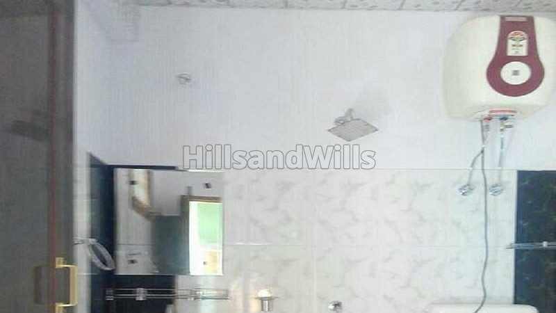 ₹2.50 Cr | 750 sq. ft hotel for sale in badash shimla along with 850 sq.ft. land