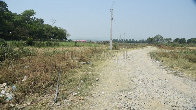 ₹20 Lac&nbsp;|&nbsp;125 sq.yards residential plot for sale  in sahaspur chakrata road dehradun