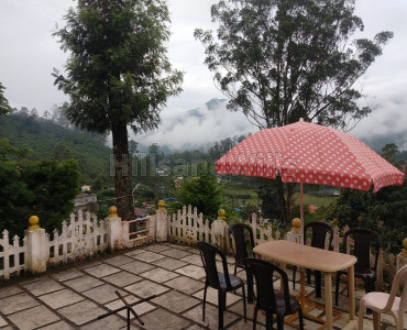 2500 sq. ft resort for sale  in devikulam munnar along with 15 cents land