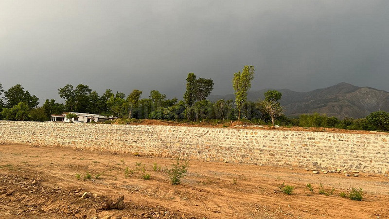 ₹30 Lac - 70 Lac&nbsp;|&nbsp;250 sq.yards - 650 sq.yards residential plot for sale  in koti/dhalani mussoorie