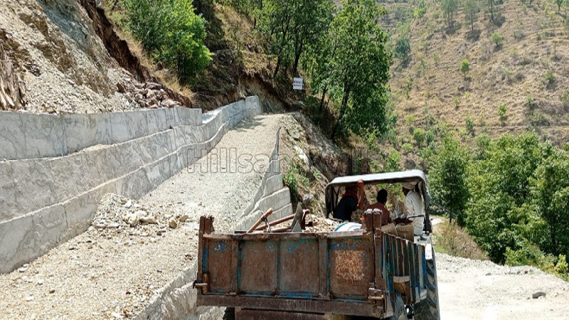 ₹15 Lac&nbsp;|&nbsp;110 sq.yards residential plot for sale  in agrakhal, narendra nagar near rishikesh