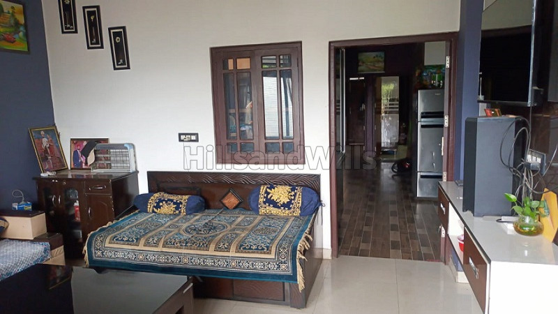 ₹1.70 Cr&nbsp;|&nbsp;1200 sq. ft showroom for sale  in palampur dharamshala along with 1400 sq.ft. land