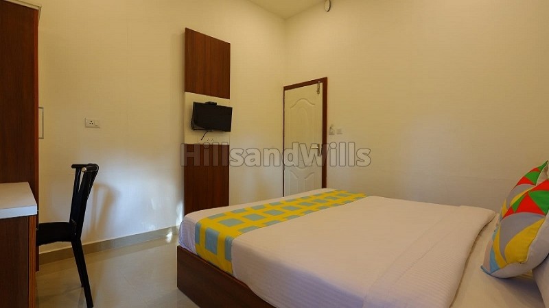 ₹55 Lac | 1500 sq. ft homestay for sale in chithirapuram munnar along with 7 cents land