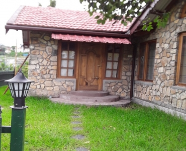 2bhk  colonial cottages for sale  in dolphin nose road kodaikanal