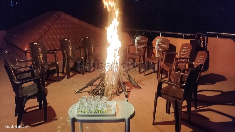 ₹5.50 Cr&nbsp;|&nbsp;3500 sq. ft homestay for sale  in balacola ooty along with 42 cents land