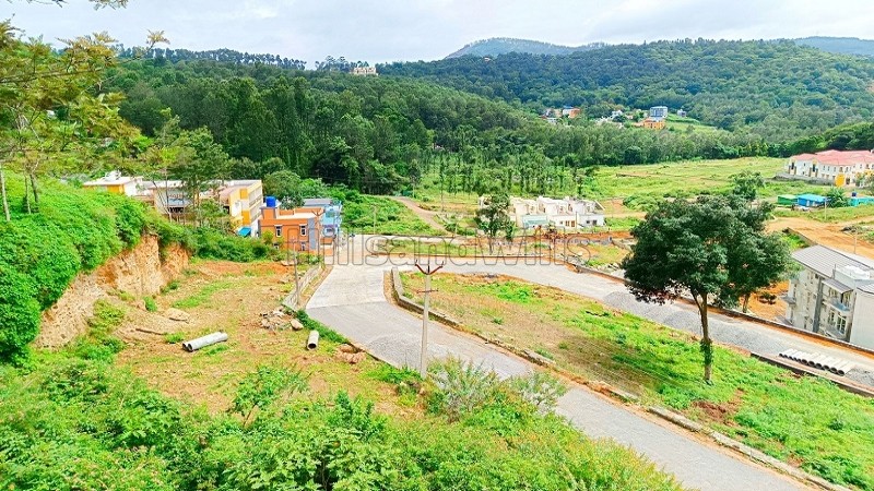 ₹21 Lac&nbsp;|&nbsp;700 sq.ft. residential plot for sale  in pakkoda point main road near main lake yercaud