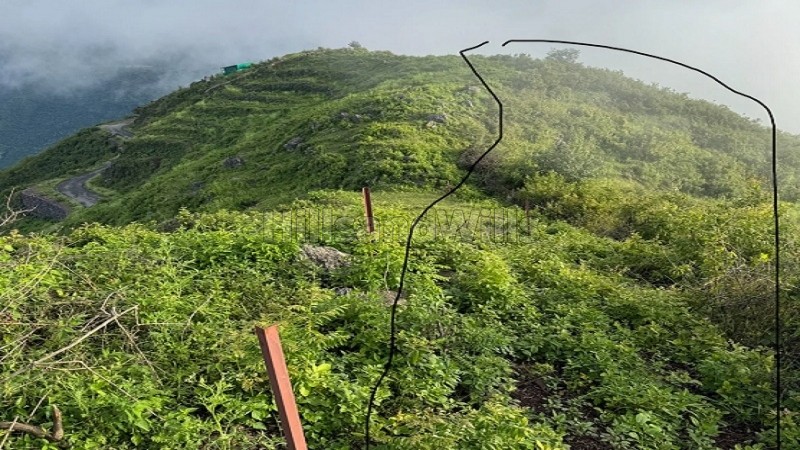 ₹4.40 Cr&nbsp;|&nbsp;237600 sq.ft.  ganga river view land for sale  in devprayag tota ghati, near rishikesh