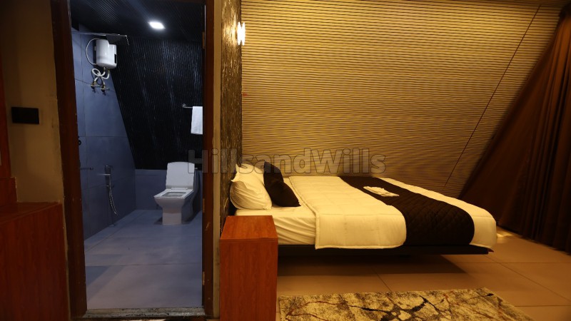 ₹59 Lac&nbsp;|&nbsp;21 cents  agriculture land with wooden house for sale  in kodaikanal