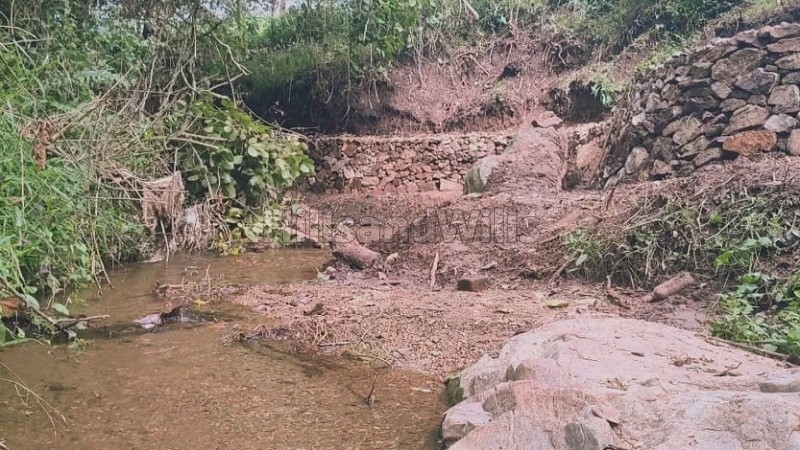 ₹17 Lac&nbsp;|&nbsp;10 cents residential plot for sale  near sholayur anaikatti