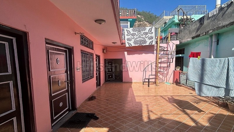 ₹1.55 Cr&nbsp;|&nbsp;8bhk independent house for sale  in bhairav chowk uttarkashi