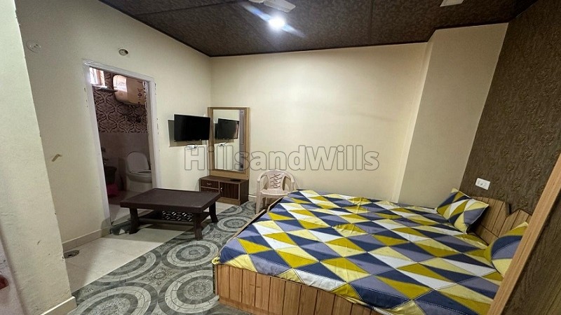 ₹9.50 K&nbsp;|&nbsp;600 sq. ft 1rk studio apartment for rent  in kanlog shimla along with 2000 sq.ft. land