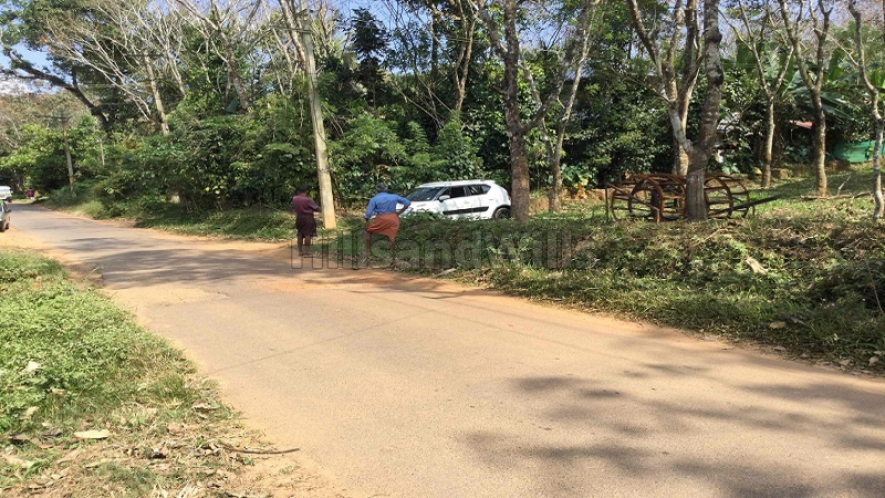 ₹2.14 Cr&nbsp;|&nbsp;4.75 acres residential plot for sale  in mananthavady wayanad