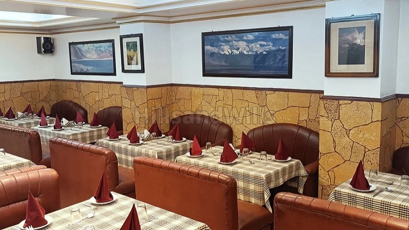 ₹65 Lac&nbsp;|&nbsp;2300 sq. ft restaurant for lease  in manali kullu-manali along with 1150 sq.ft. land