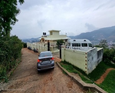 8bhk  bungalow for sale  in thalayathimund ooty