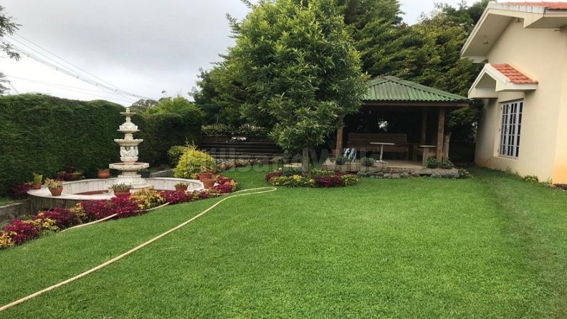 ₹12 Cr&nbsp;|&nbsp;4bhk villa for sale  above ooty lake, ooty