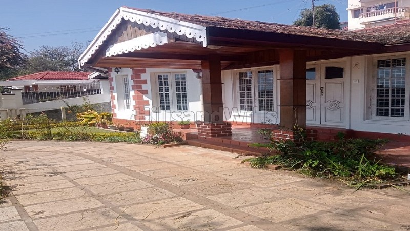 ₹4.50 Cr&nbsp;|&nbsp;3bhk villa for sale  in coonoor