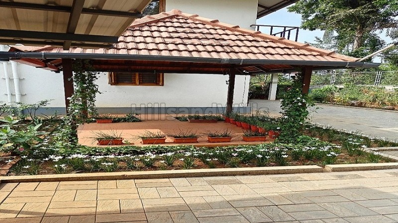 ₹5.70 Cr&nbsp;|&nbsp;8bhk  mediterranean style villa for sale  in madapura coorg