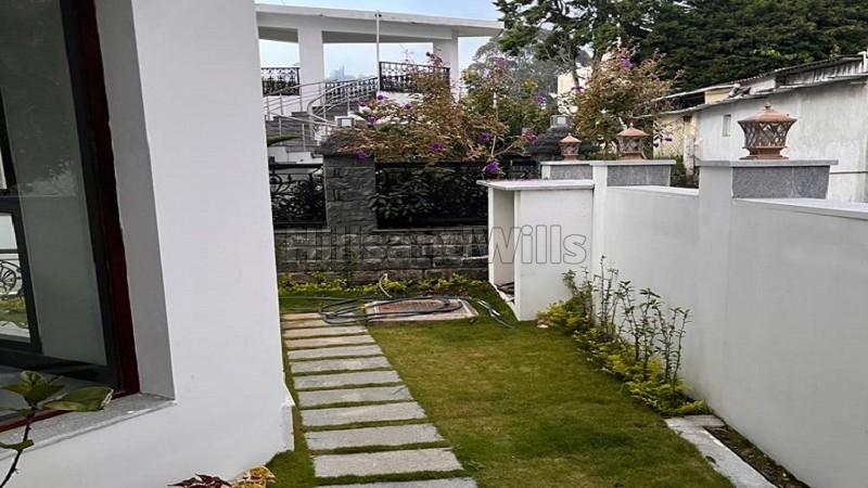 ₹4 Cr&nbsp;|&nbsp;4bhk independent house for sale  in fairy falls road kodaikanal