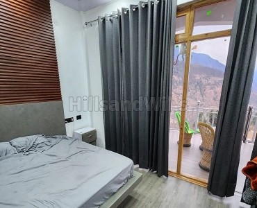 6000 sq. ft hotel for sale  in raithal uttarkashi along with 25000 sq.ft. land