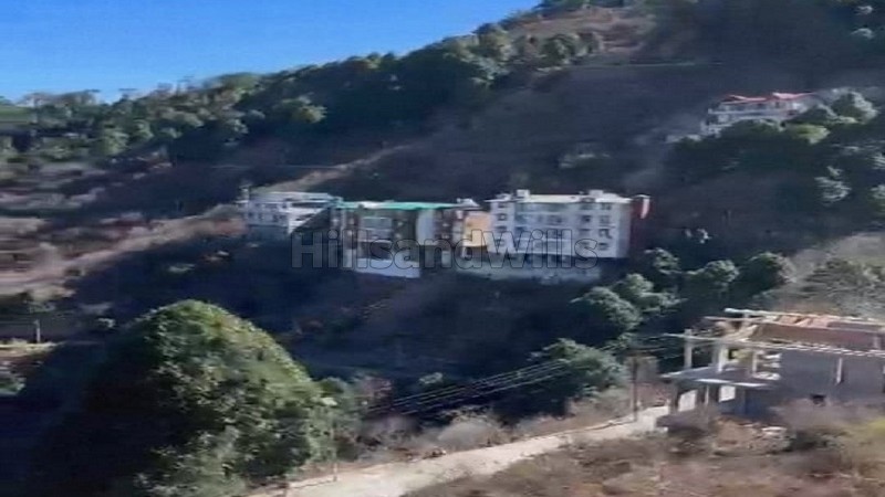 ₹60 Lac&nbsp;|&nbsp;200 sq.yards residential plot for sale  between mukteshwar and nainital