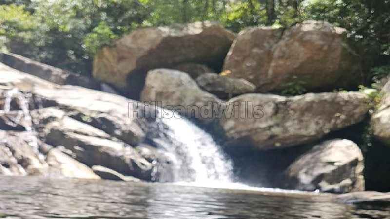 ₹1.90 Cr&nbsp;|&nbsp;9.5 acres  land with private waterfalls for sale  in kodaikanal