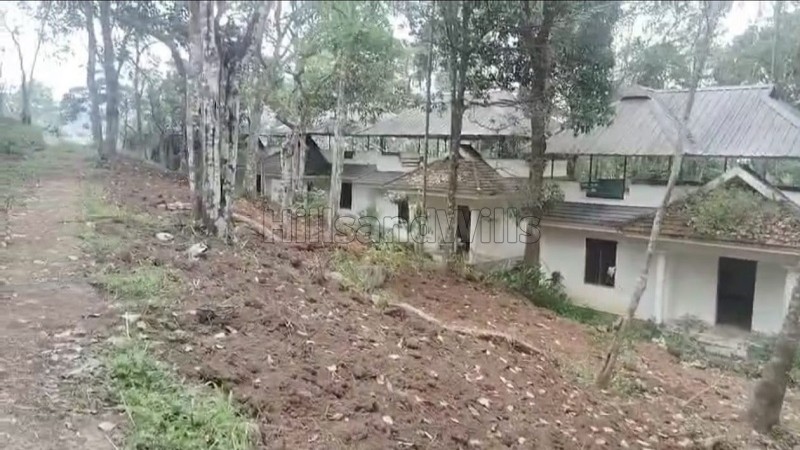 ₹2.50 Cr | 10bhk cottage for sale in santhanpara munnar