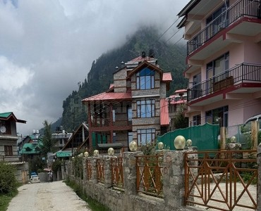 6000 sq. ft hotel for sale  in prini kullu-manali along with 30 biswa land