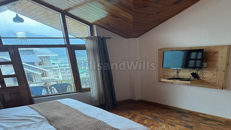 ₹12.75 Cr&nbsp;|&nbsp;6000 sq. ft hotel for sale  in prini kullu-manali along with 30 biswa land