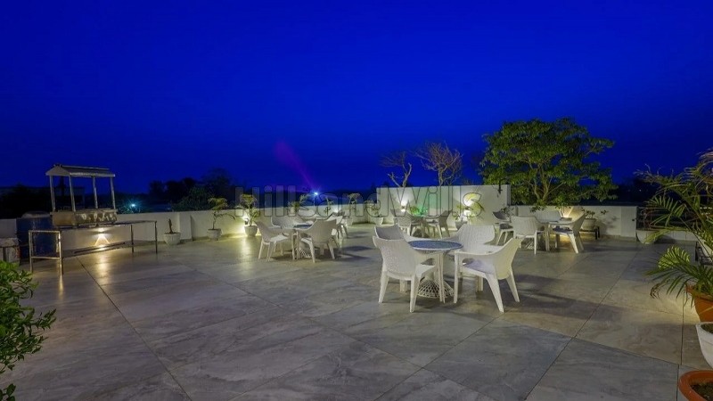 ₹4.50 Cr&nbsp;|&nbsp;5000 sq. ft homestay for sale  in jim corbett ramnagar nainital along with 6806 sq.ft. land