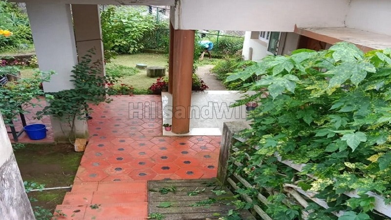 ₹1.95 Cr&nbsp;|&nbsp;4bhk villa for sale  near lake, observatory road kodaikanal