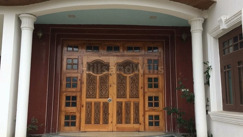 ₹6.50 Cr&nbsp;|&nbsp;5bhk villa for sale  in illahi bagh buchpora srinagar