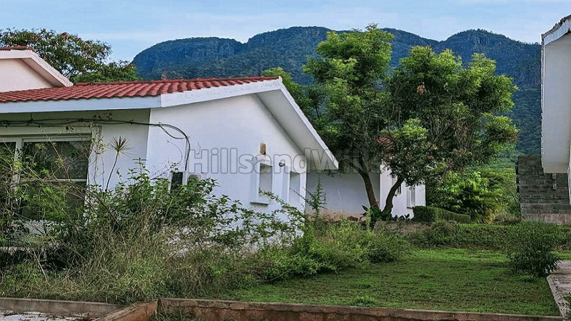 ₹30 Lac&nbsp;|&nbsp;2400 sq.ft.  gated community plots for sale  in foot hills, kodaikanal