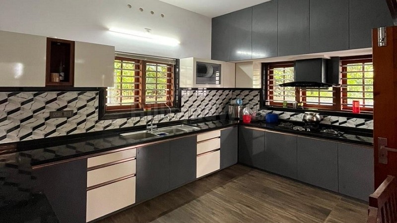 ₹1.70 Cr&nbsp;|&nbsp;4bhk villa for sale  in anachal munnar