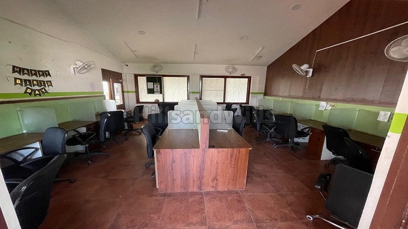 ₹7.40 Cr&nbsp;|&nbsp;6000 sq. ft office space for sale  in jollygrant, bhaniyawala dehradun along with 740 sq.yards land