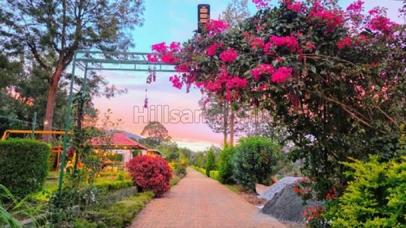 ₹7.50 Cr | 8bhk cottage with 3 bhk owners bungalow for sale in kotagiri