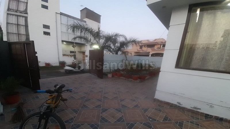 ₹2.85 Cr&nbsp;|&nbsp;2bhk  gated society independent house for sale  in shimla road dehradun