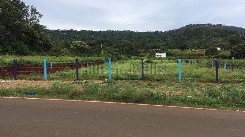 ₹1.50 Cr&nbsp;|&nbsp;8066 sq.ft. commerical land for sale  in managalam road yelagiri