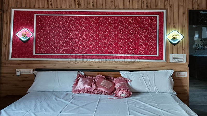 ₹4 Cr&nbsp;|&nbsp;4000 sq. ft homestay for sale  in bhatta fall mussoorie