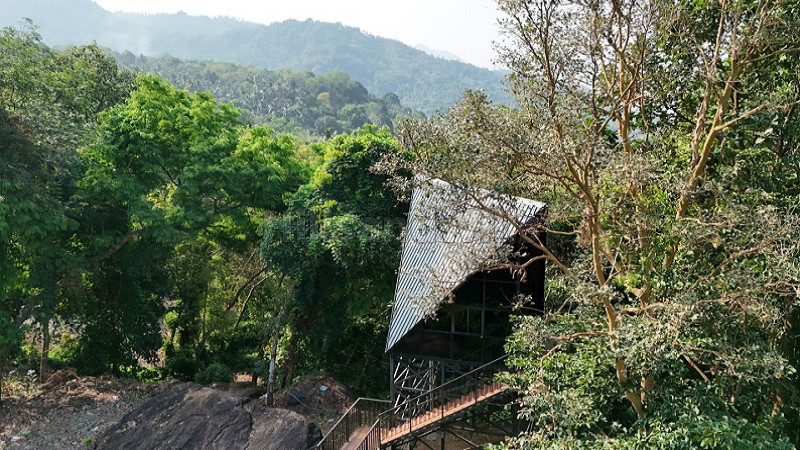 ₹3.55 Cr&nbsp;|&nbsp;5bhk villa for sale  in thusharagiri waterfalls wayanad