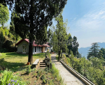 5bhk  luxury villa for lease  in mall road mussoorie