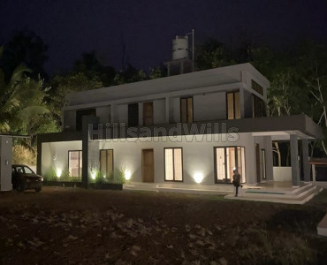 21.5 acres  rubber estate with bungalow for sale  in sampaje, coorg