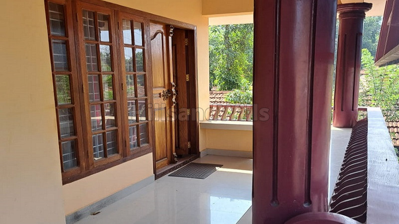 ₹13 K&nbsp;|&nbsp;2bhk independent house for rent  in mananthavady wayanad