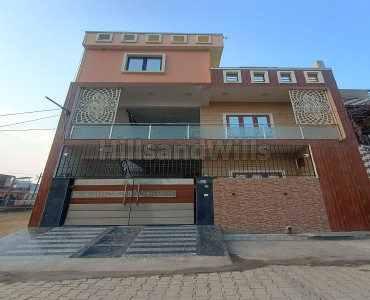 4bhk independent house for sale  in isbt dehradun