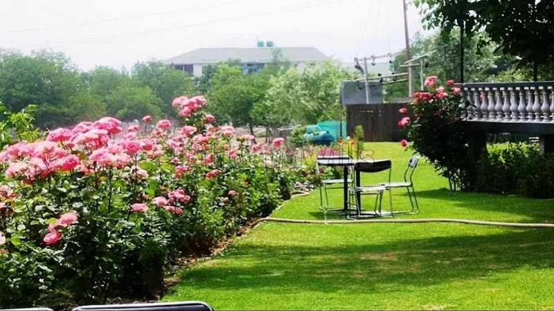 ₹180 Cr | 50000 sq. ft hotel for sale in pahalgam near srinagar along with 87150 sq.ft. land