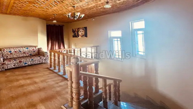 ₹2.20 Cr&nbsp;|&nbsp;3200 sq. ft homestay for sale  in pantha chowk srinagar